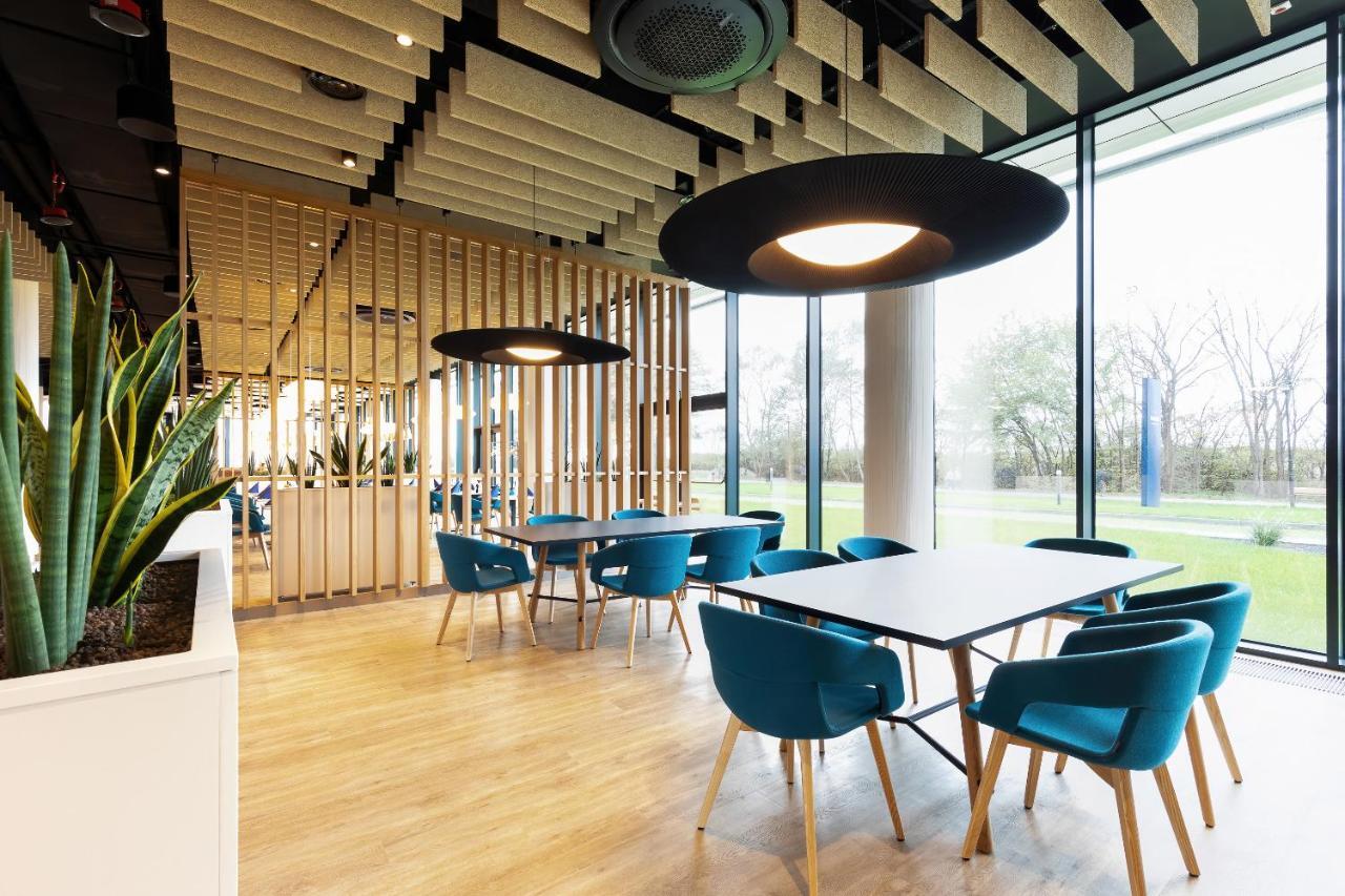Seaside Park Private Aurora 502 Apartment โควอบเซก ภายนอก รูปภาพ