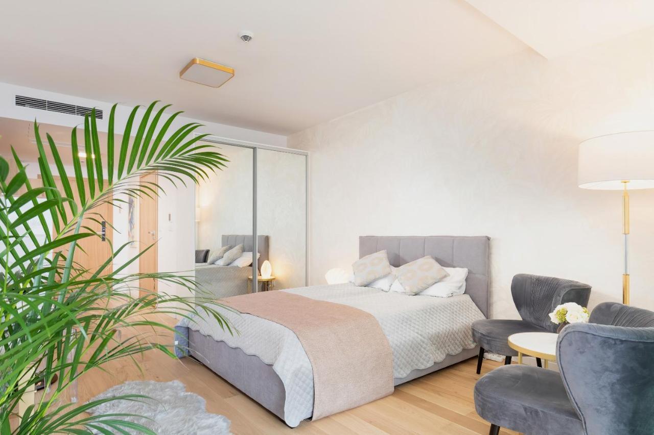 Seaside Park Private Aurora 502 Apartment โควอบเซก ภายนอก รูปภาพ